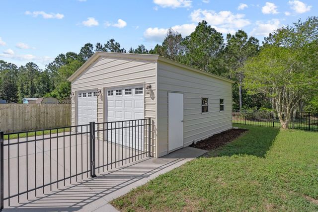 2937 Gray Jay Dr, St Augustine, FL 32084