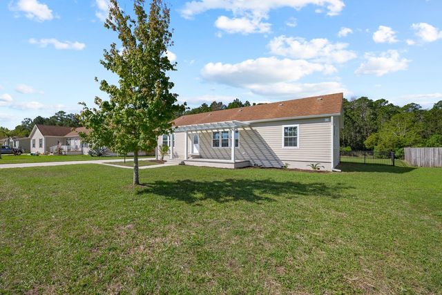 2937 Gray Jay Dr, St Augustine, FL 32084