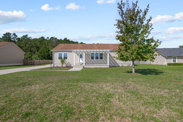 2937 Gray Jay Dr, St Augustine, FL 32084