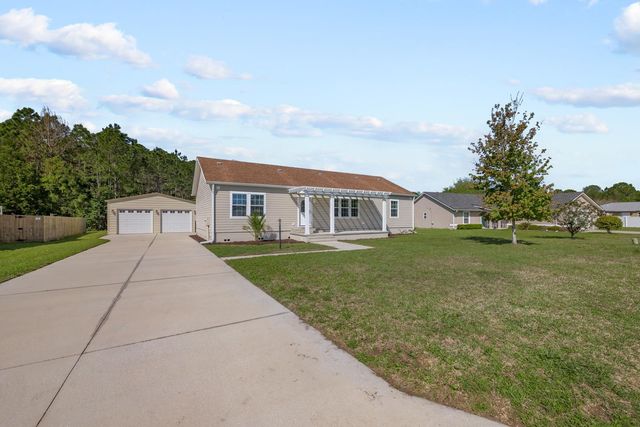 2937 Gray Jay Dr, St Augustine, FL 32084