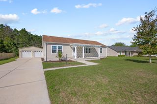 2937 Gray Jay Dr, St Augustine, FL 32084