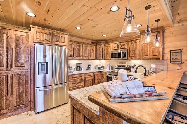 142 S Dream Catcher, Blue Ridge, GA 30513