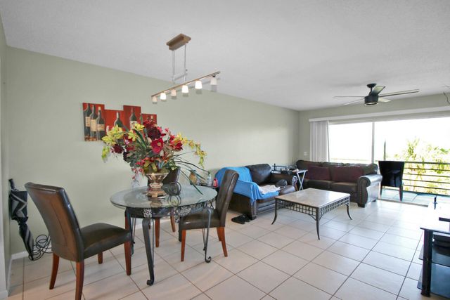 300 Waterway Drive S 407, Lantana, FL 33462