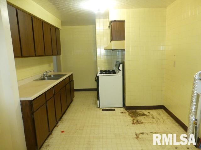 2609 S Lowell Avenue, Springfield, IL 62704