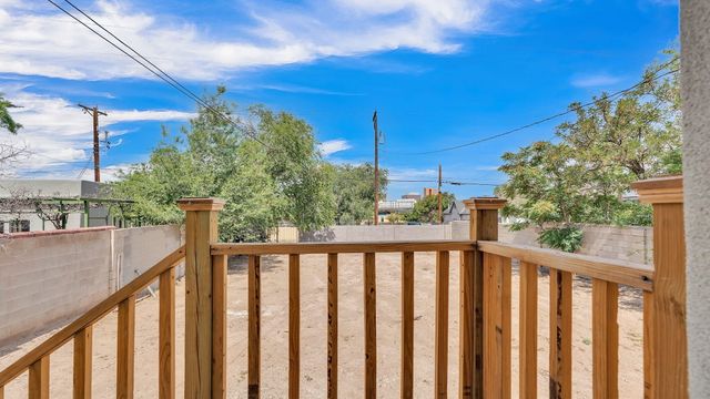 415 Arno Street SE, Albuquerque, NM 87102