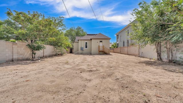 415 Arno Street SE, Albuquerque, NM 87102