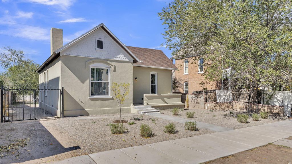 415 Arno Street SE, Albuquerque, NM 87102