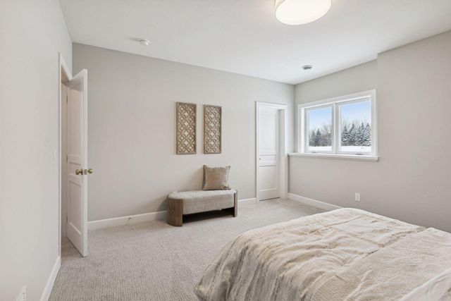 599 Harbor Court, Shoreview, MN 55126