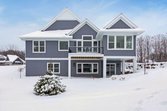 599 Harbor Court, Shoreview, MN 55126