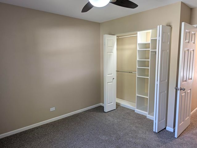 103 Marble Hill Court B2, Schaumburg, IL 60193