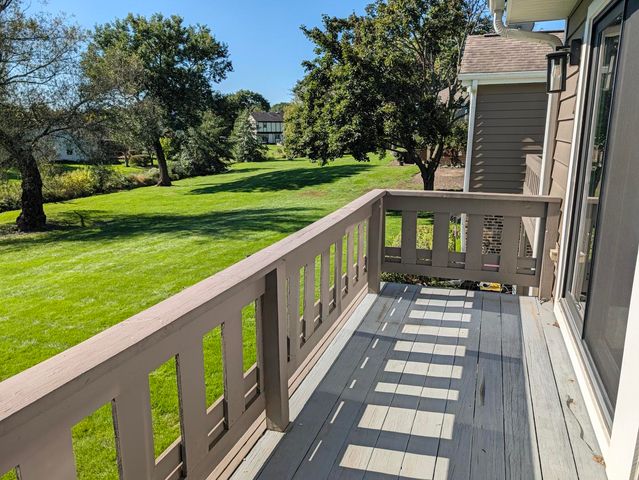 103 Marble Hill Court B2, Schaumburg, IL 60193
