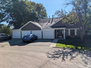 103 Marble Hill Court B2, Schaumburg, IL 60193