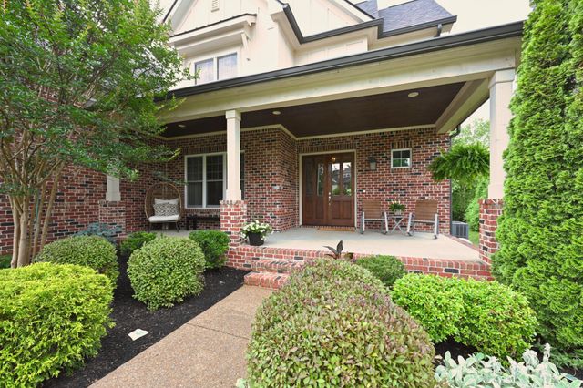 4105 Banner Square Ln, Arrington, TN 37014