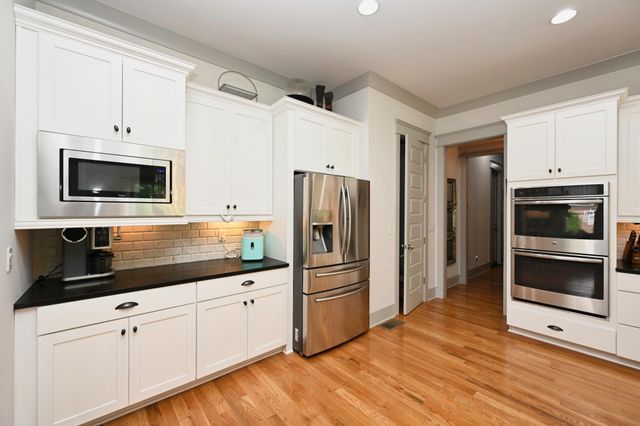 4105 Banner Square Ln, Arrington, TN 37014