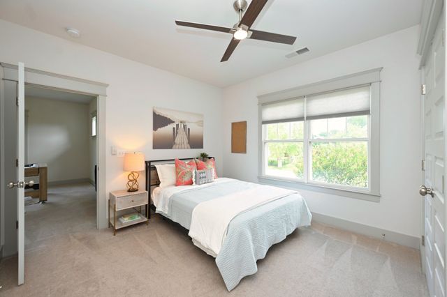4105 Banner Square Ln, Arrington, TN 37014