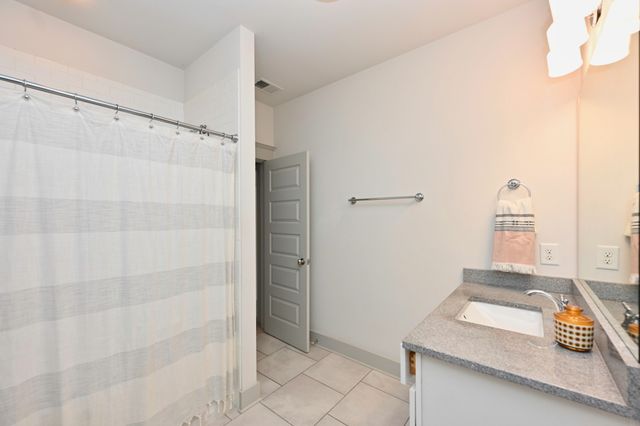 4105 Banner Square Ln, Arrington, TN 37014