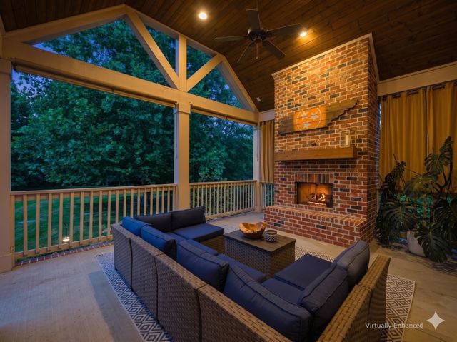 4105 Banner Square Ln, Arrington, TN 37014