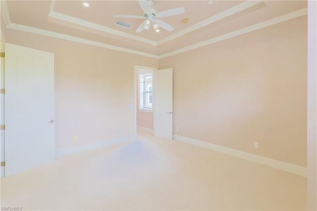 2915 Coco Lakes DR, Naples, FL 34105