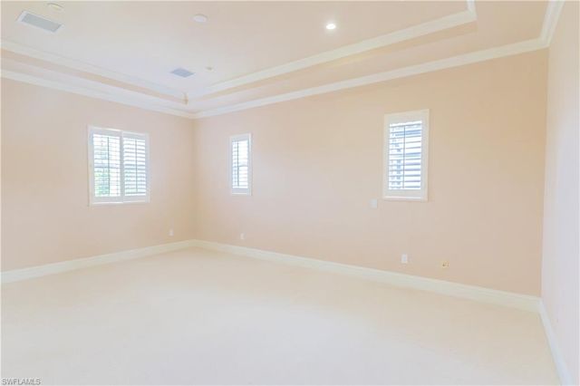 2915 Coco Lakes DR, Naples, FL 34105