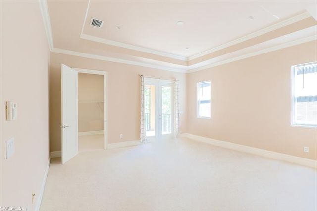 2915 Coco Lakes DR, Naples, FL 34105