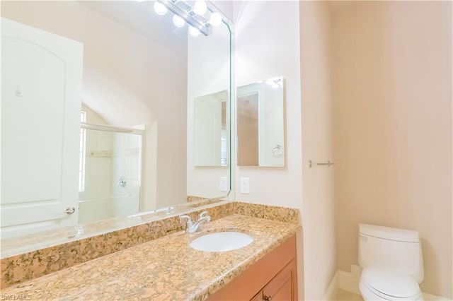 2915 Coco Lakes DR, Naples, FL 34105