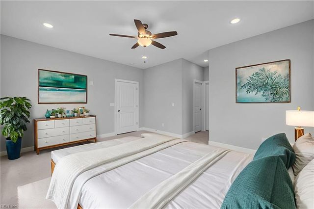 728 W Ocean View AVE, Norfolk, VA 23503