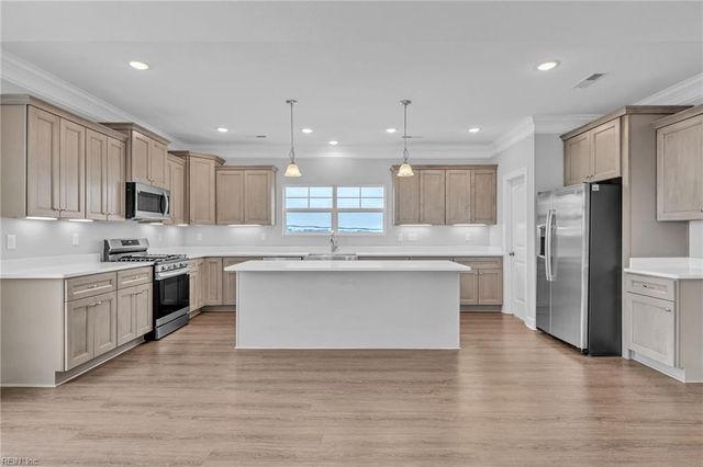 728 W Ocean View AVE, Norfolk, VA 23503