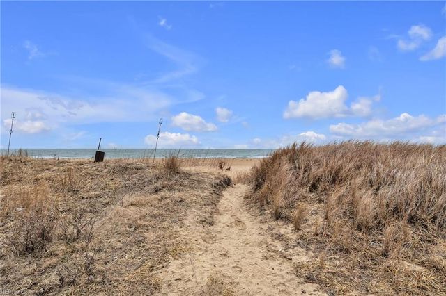 728 W Ocean View AVE, Norfolk, VA 23503