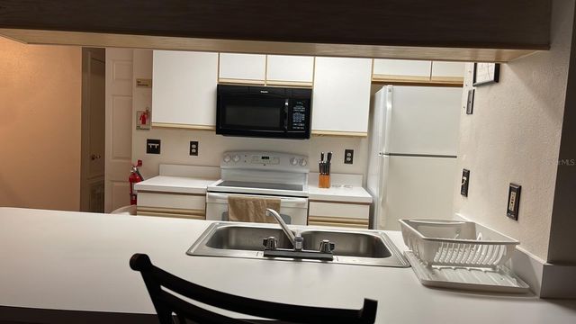 2456 SWEETWATER CLUB CIRCLE 20, Kissimmee, FL 34746