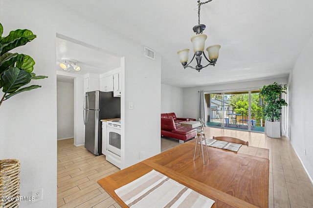 4727 E LAFAYETTE Boulevard 208, Phoenix, AZ 85018