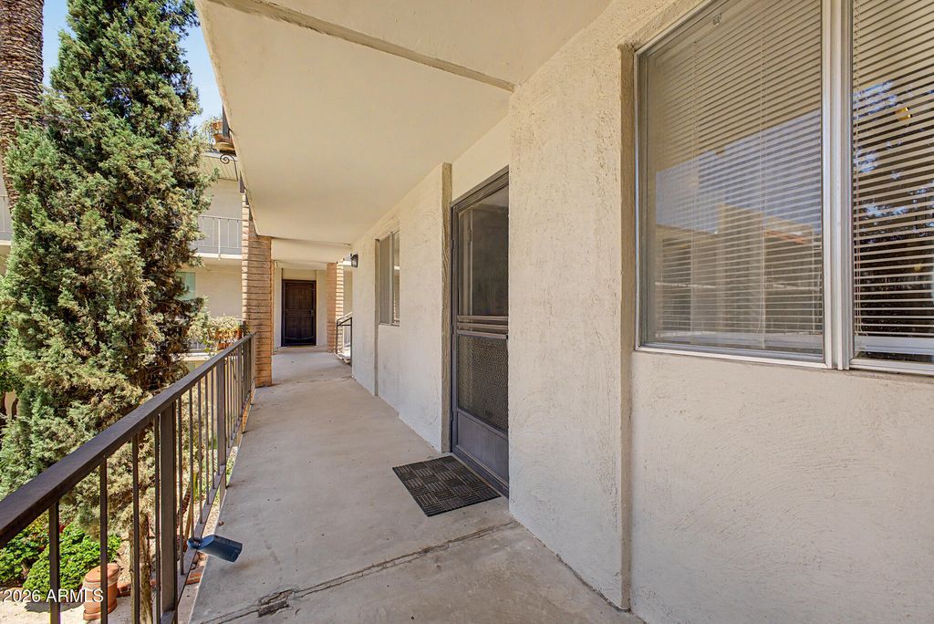 4727 E LAFAYETTE Boulevard 208, Phoenix, AZ 85018 — photo 2