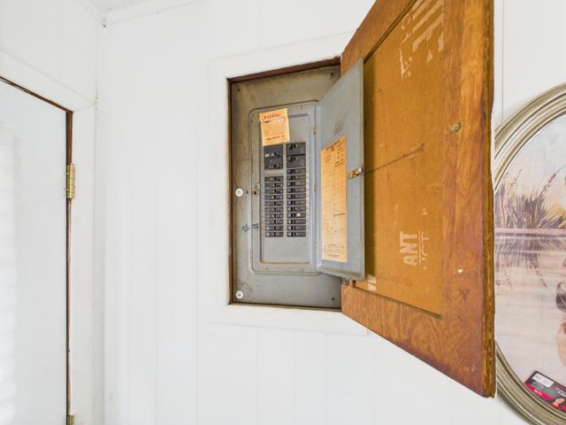 420 Ozark Street, Cabool, MO 65689