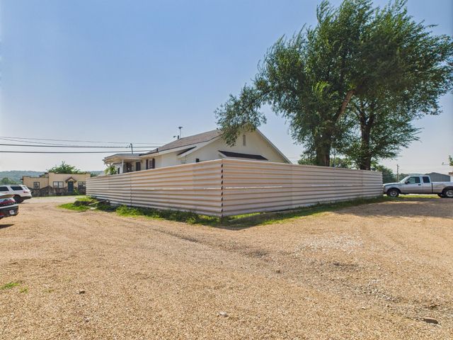 420 Ozark Street, Cabool, MO 65689