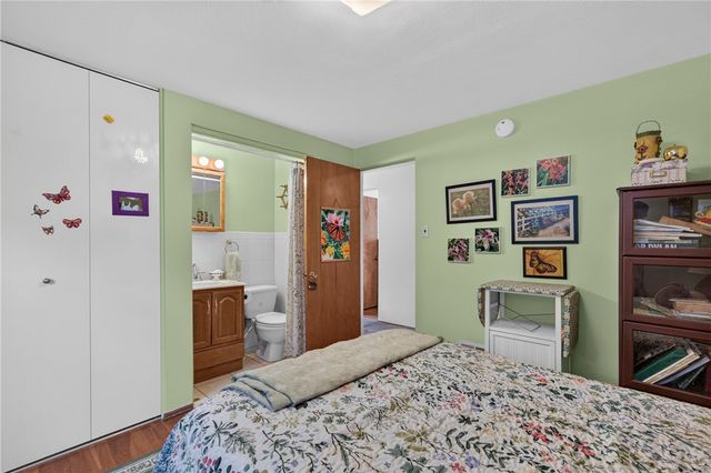 3793 Gary Dr, Baldwin Boro, PA 15227
