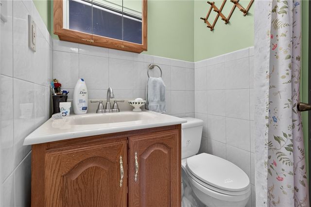 3793 Gary Dr, Baldwin Boro, PA 15227
