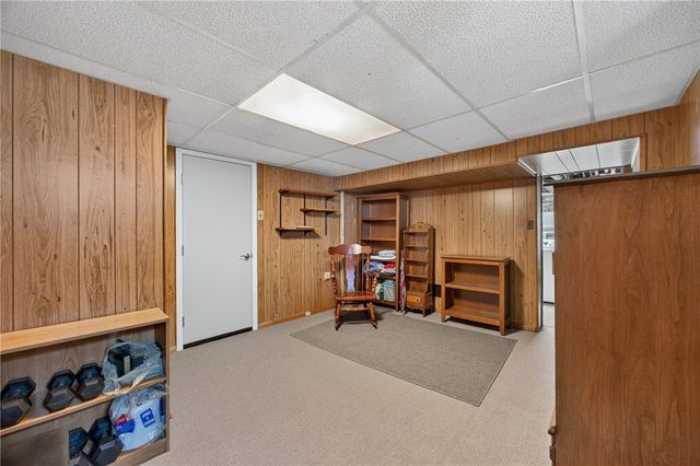 3793 Gary Dr, Baldwin Boro, PA 15227