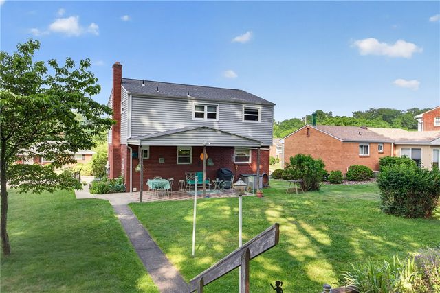 3793 Gary Dr, Baldwin Boro, PA 15227