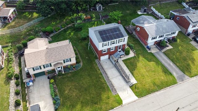 3793 Gary Dr, Baldwin Boro, PA 15227