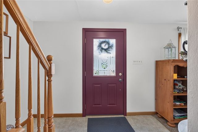 3793 Gary Dr, Baldwin Boro, PA 15227