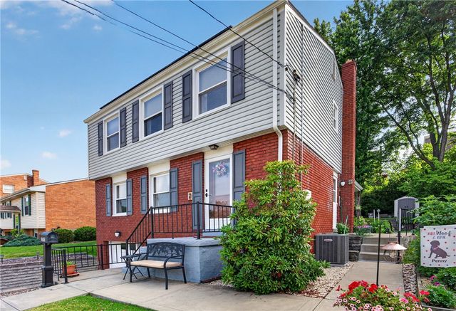 3793 Gary Dr, Baldwin Boro, PA 15227