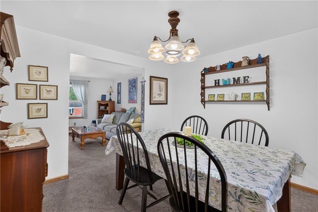3793 Gary Dr, Baldwin Boro, PA 15227