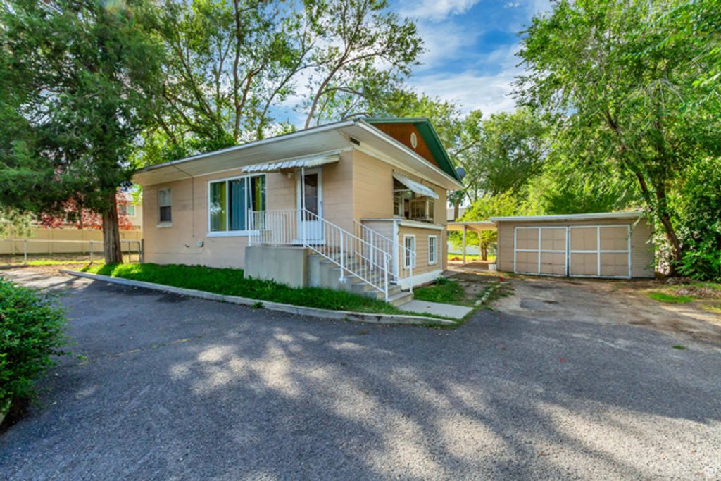 804 E 10600 S, Sandy, UT 84094 — exterior