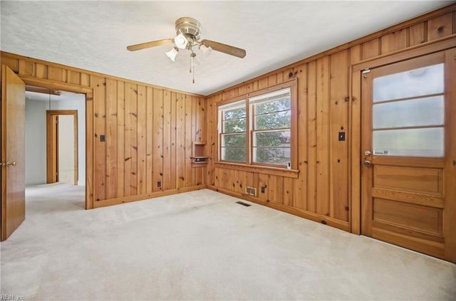 210 Porter RD, Portsmouth, VA 23707