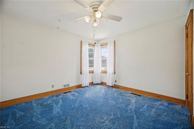 210 Porter RD, Portsmouth, VA 23707