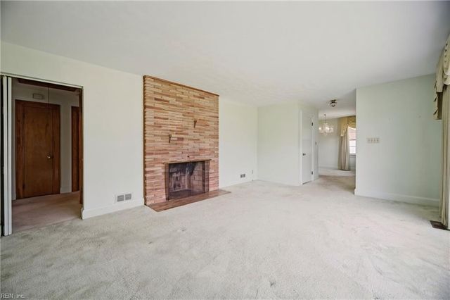210 Porter RD, Portsmouth, VA 23707