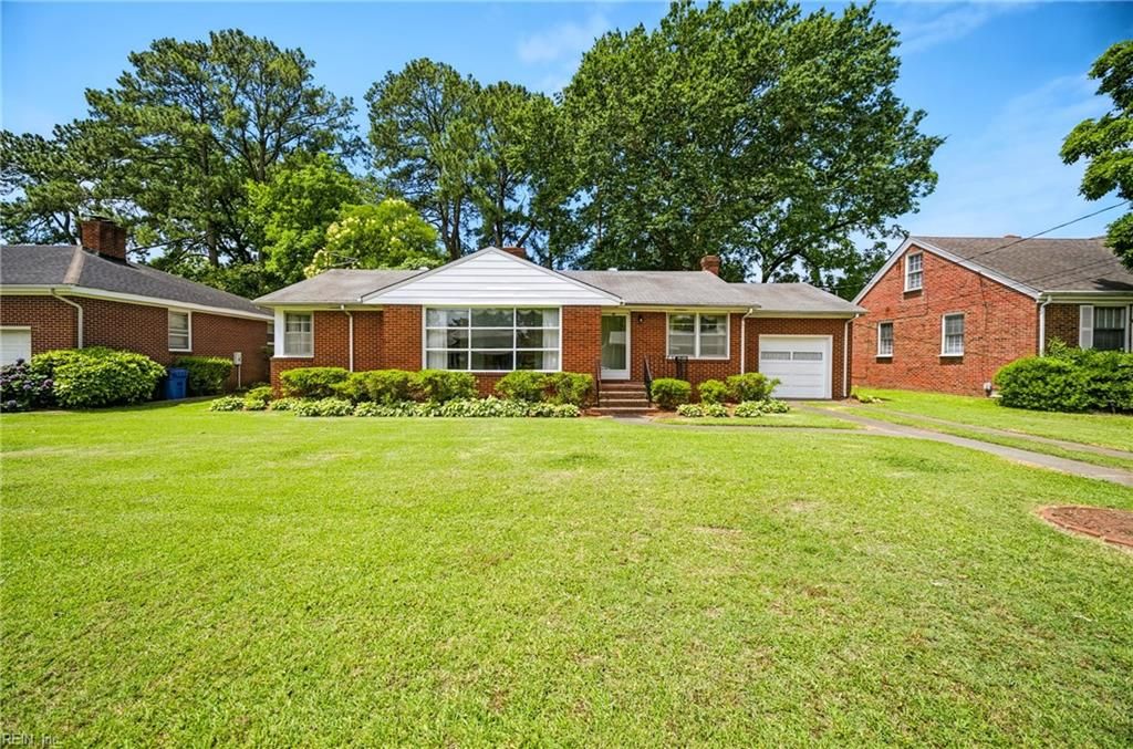 210 Porter RD, Portsmouth, VA 23707