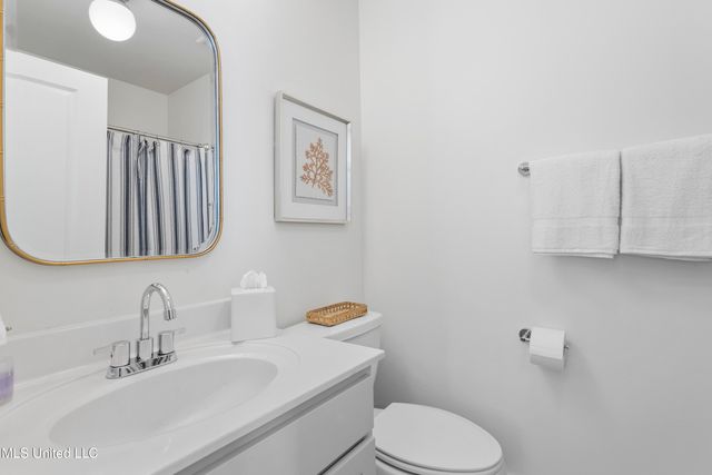 2207 Government Street, 29, Ocean Springs, MS 39564