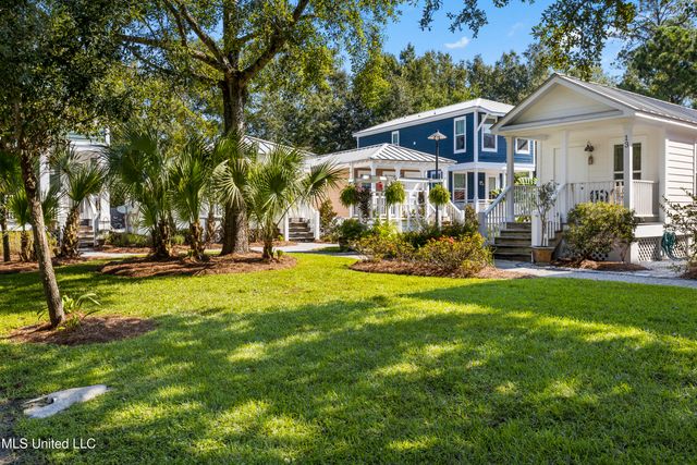 2207 Government Street, 29, Ocean Springs, MS 39564