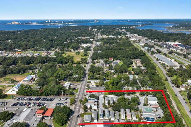 2207 Government Street, 29, Ocean Springs, MS 39564