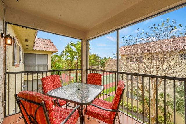 251 S Cypress Road 144, Pompano Beach, FL 33060